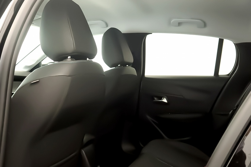 Peugeot e-208 Allure Pack 50 KWh 136 Cv