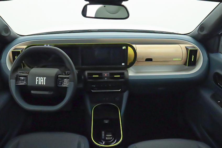 Fiat GRANDE PANDA  LA PRIMA