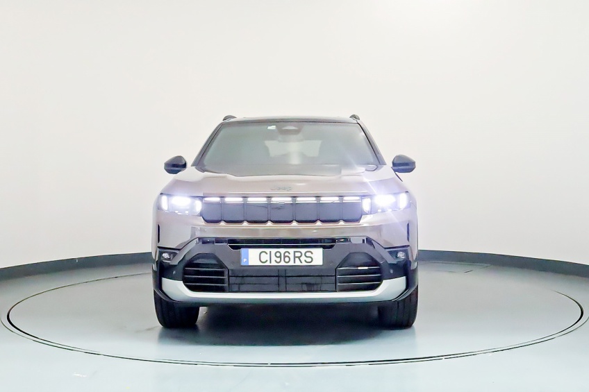 Jeep Compass Summit