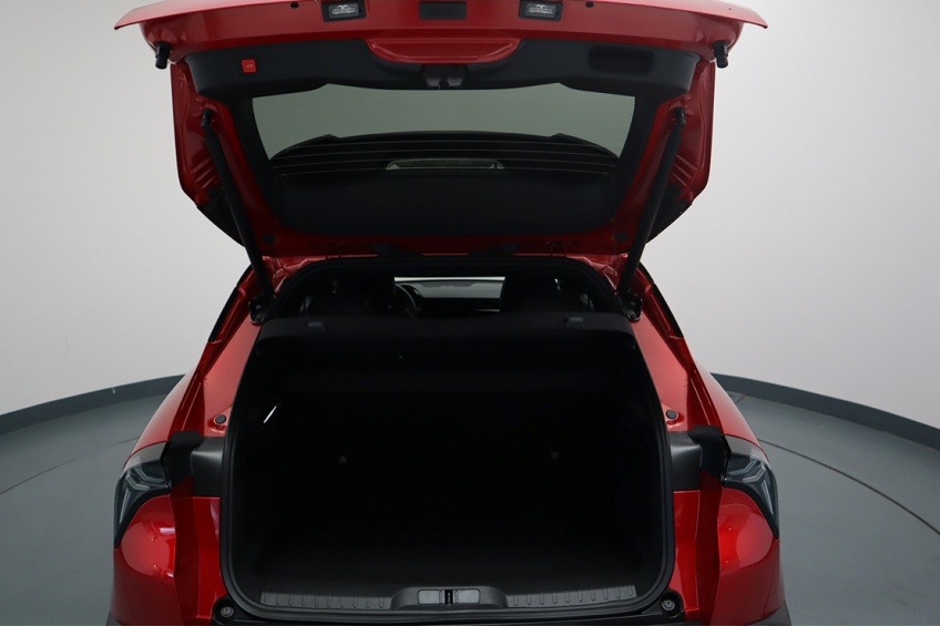 Alfa Romeo Junior Elettrica Speciale 156Cv 50kWh FWD